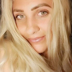 Meet your Posher, Sierra